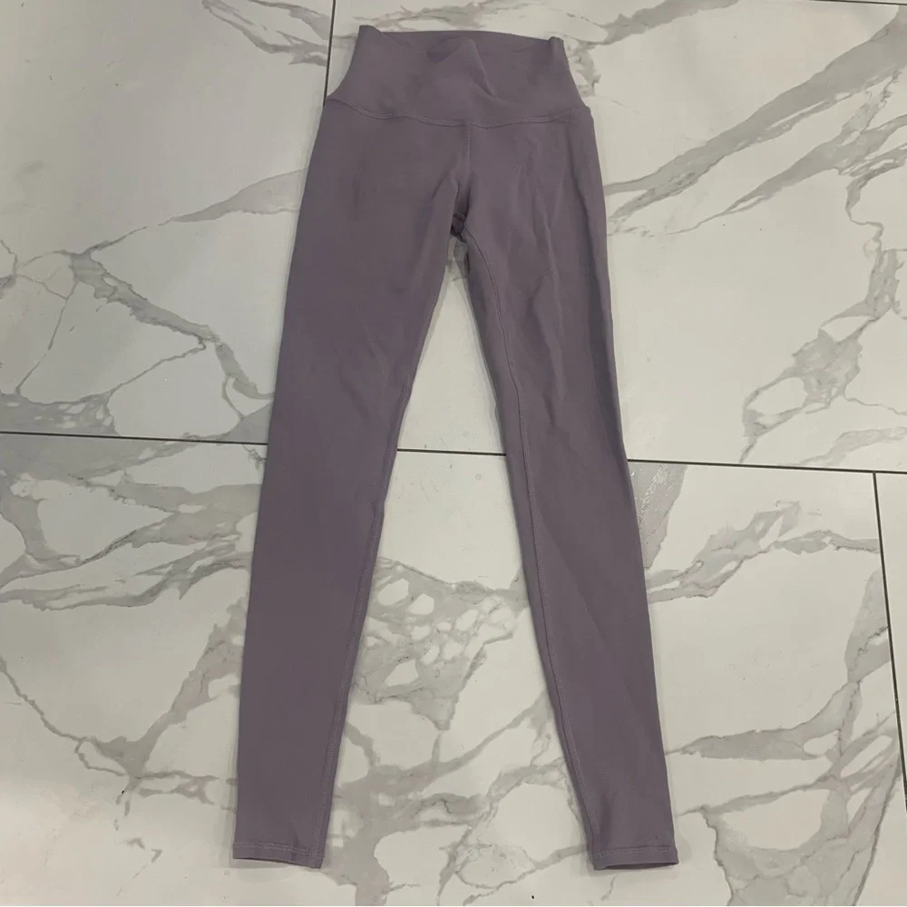 Alo Yoga High-Waist Airbrush Legging Sz XXS Purple Dusk